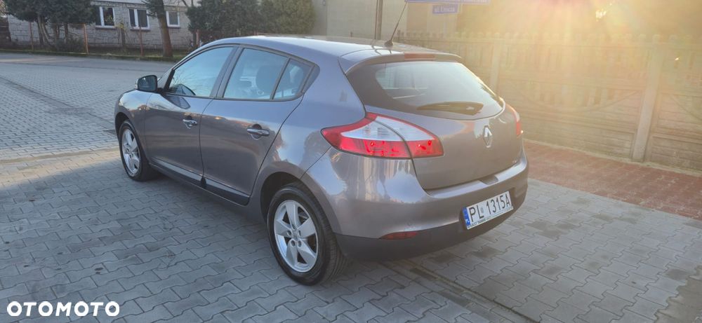 Renault Megane 1.6 16V Dynamique - 9