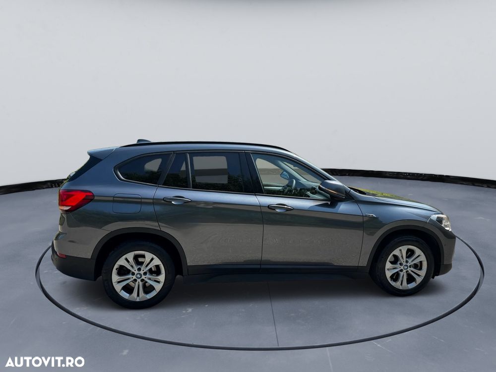 BMW X1 xDrive25e Sport Line - 30