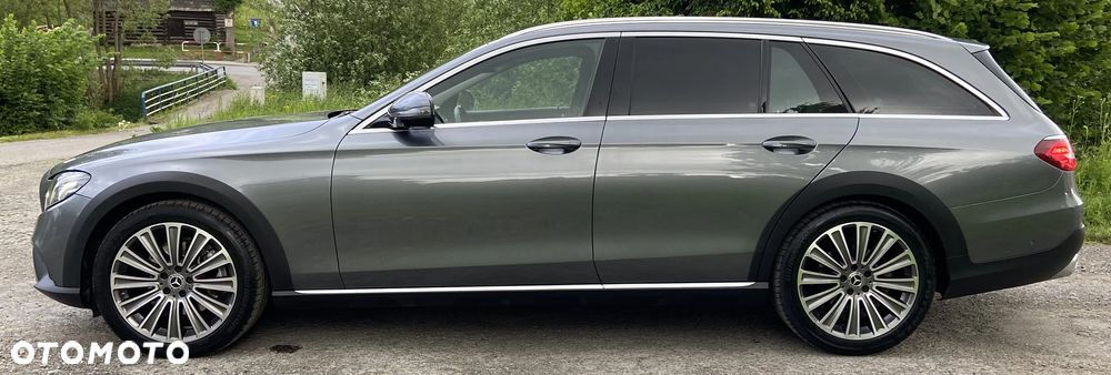 Mercedes-Benz Klasa E 220 d 4-Matic All-Terrain - 13
