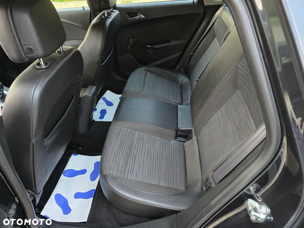 Opel Astra 1.4 Turbo Edition - 21