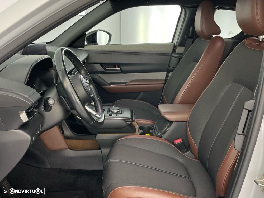 Mazda MX-30 e-SKYACTIV Excellence - 11