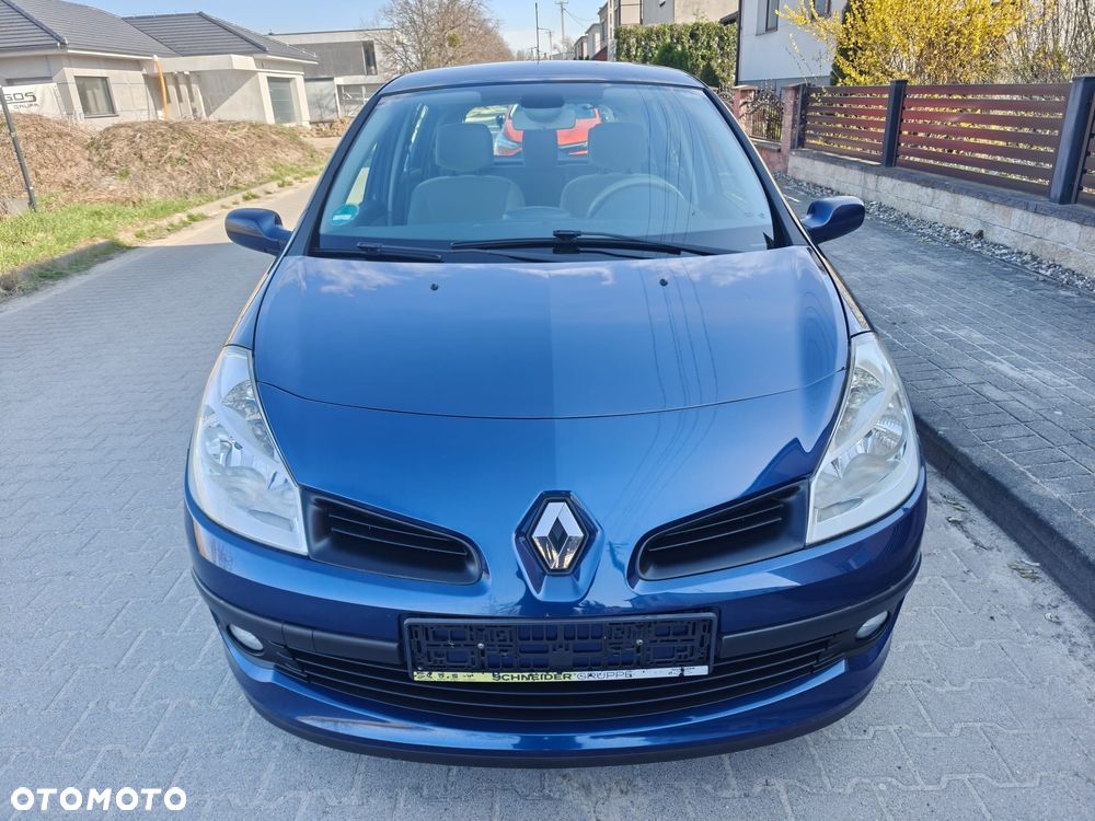 Renault Clio - 2
