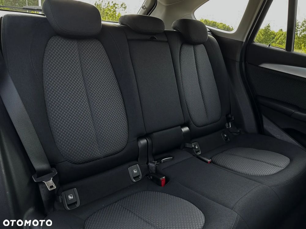 BMW X1 xDrive25e Sport Line - 36