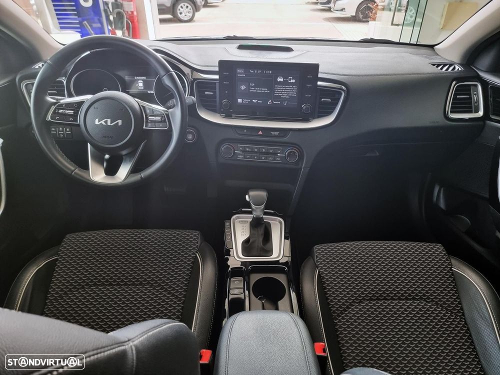 Kia XCeed 1.6 GDi PHEV Drive - 12
