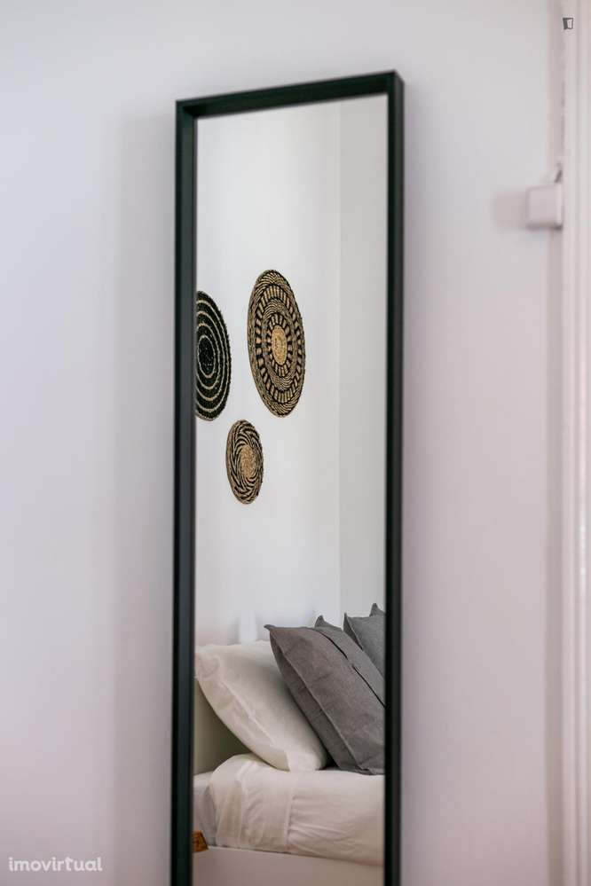 Quarto - localizado em Santos Lisbon - Grande imagem: 5/18