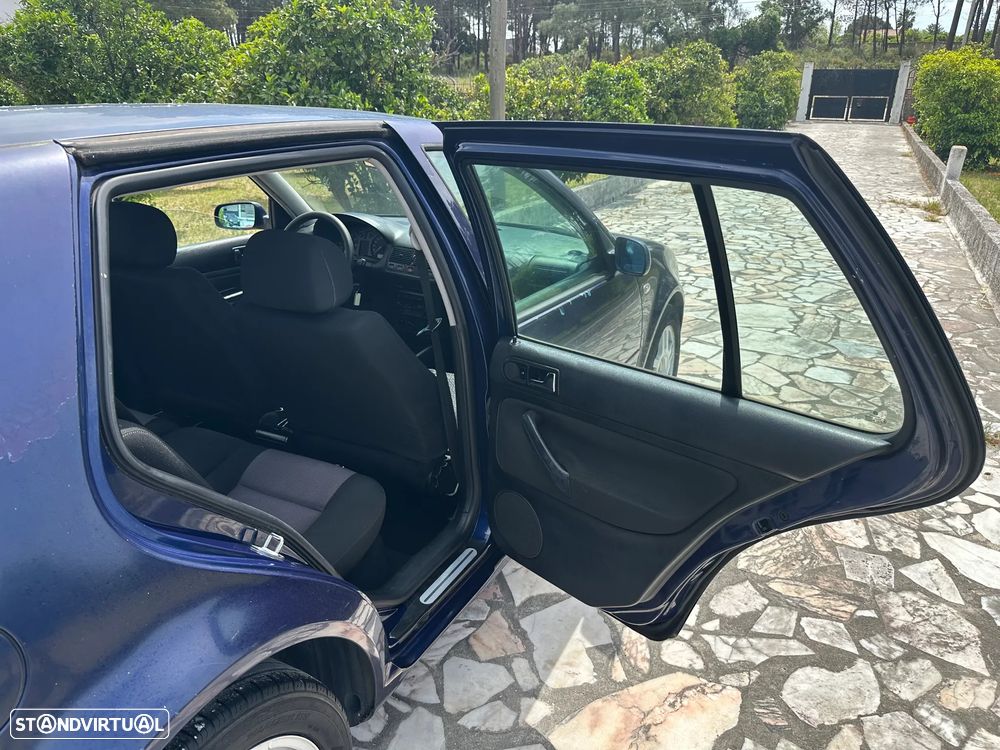 VW Golf 1.4i Confortline JE+AC - 21