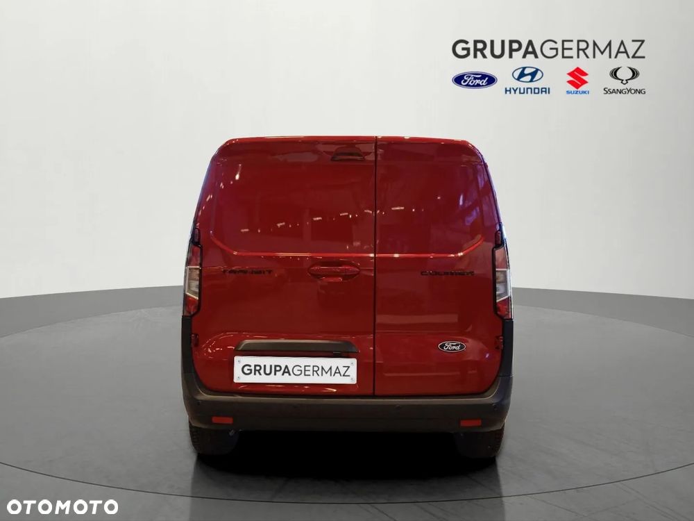 Ford Transit Courier - 8