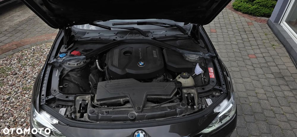 BMW Seria 3 318i GPF Sport Line - 22