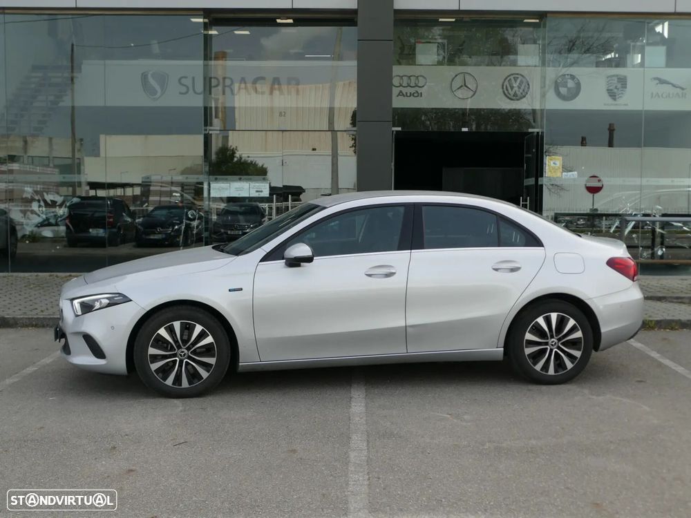 Mercedes-Benz A 250 Limousine e Style Plus - 36