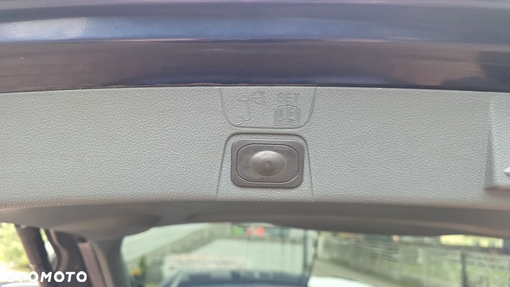 Ford C-MAX 1.6 EcoBoost Titanium - 37