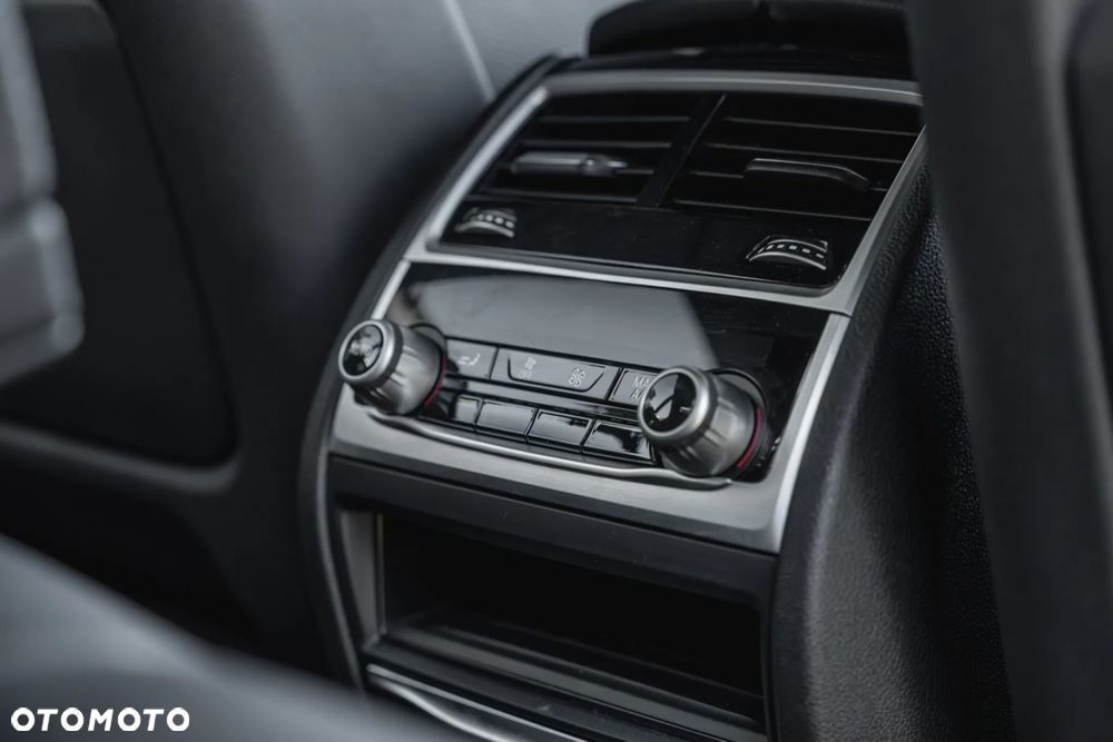 BMW Seria 7 730d xDrive - 23