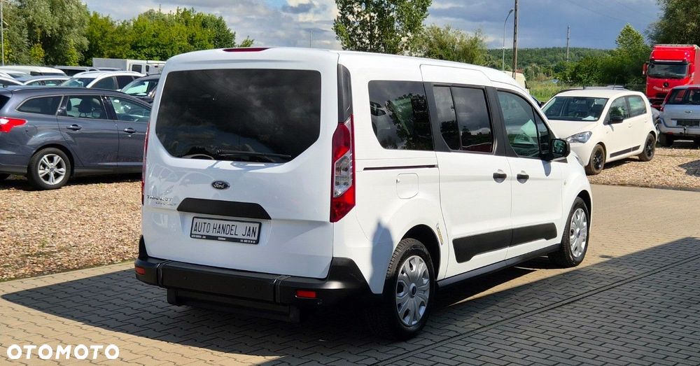 Ford Transit Connect - 12