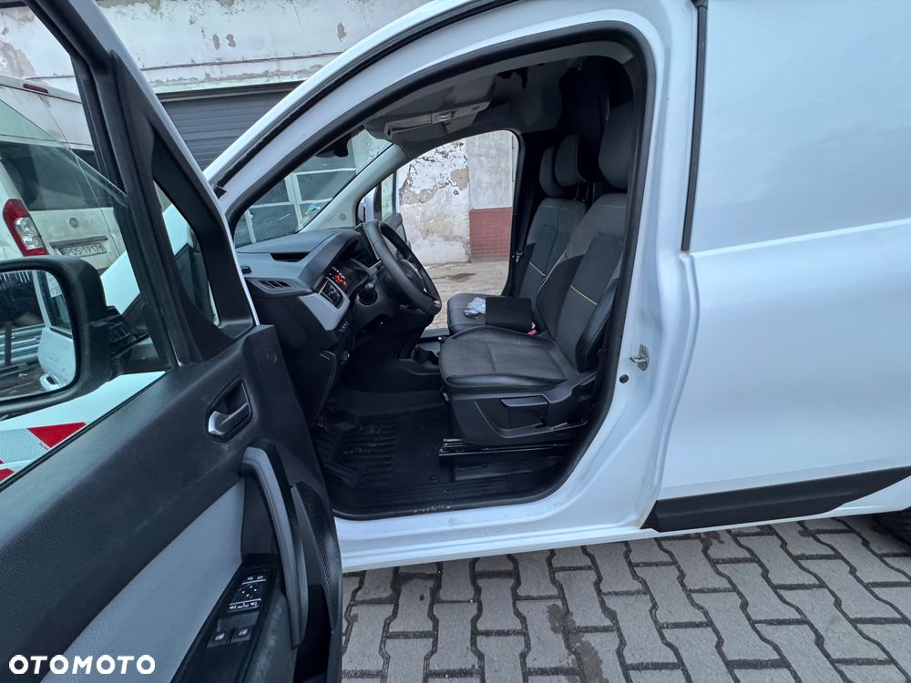 Renault EXPRESS NAWIGACJA KLIMATYZACJA TEMPOMAT ASYSTENT PASA RUCHU SERWISOWANY, 1.5dci - 12