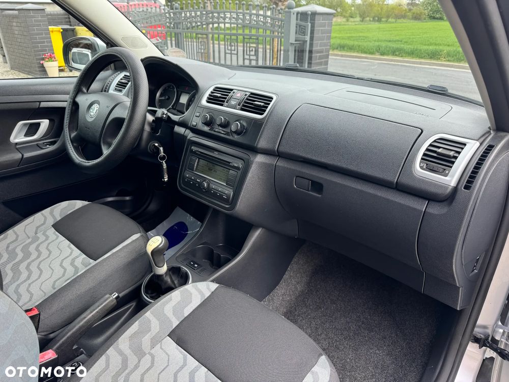 Skoda Fabia 1.4 16V Ambiente - 17