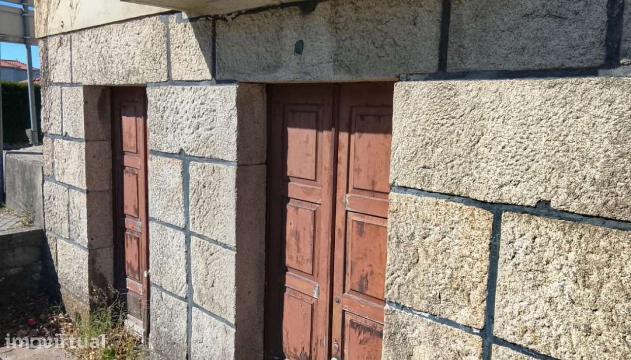 Moradia para restauro, Campos, Vila Nova de Cerveira - Grande imagem: 3/12