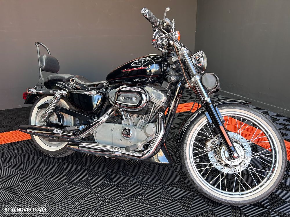 Harley-Davidson 883 - 4