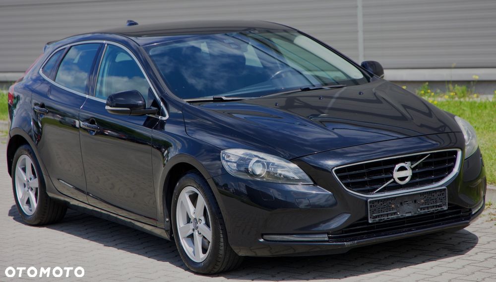 Volvo V40 D3 Momentum - 32