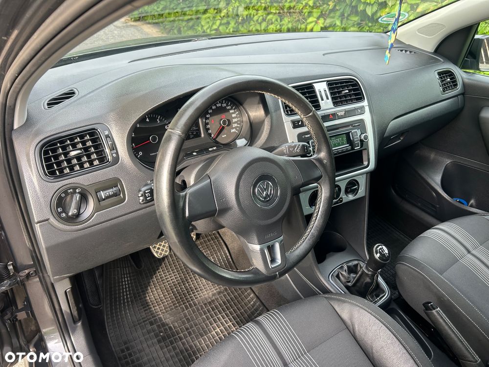 Volkswagen Polo 1.2 MATCH - 19