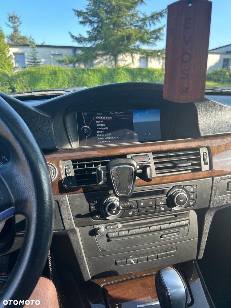 BMW Seria 3 - 16