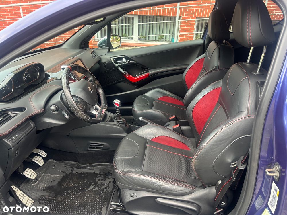 Peugeot 208 1.6 THP GTi - 16