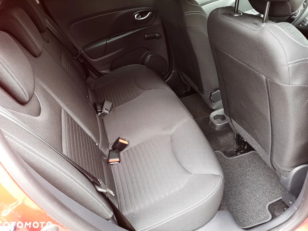 Renault Clio 1.2 16V Limited - 26