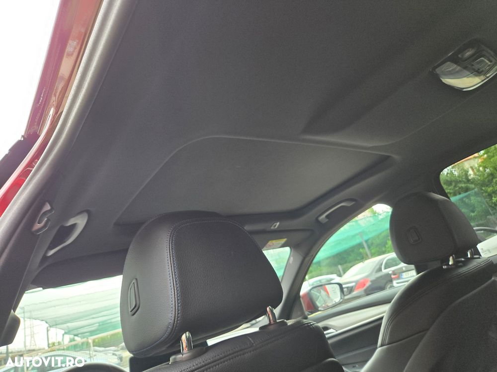 BMW Seria 5 530d xDrive AT MHEV - 12