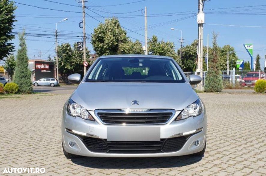 Peugeot 308 1.2 L PureTech Access - 4