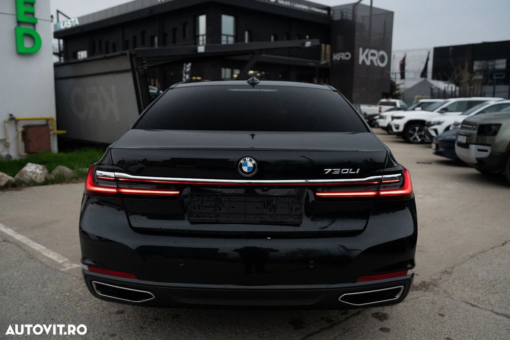 BMW Seria 7 - 34