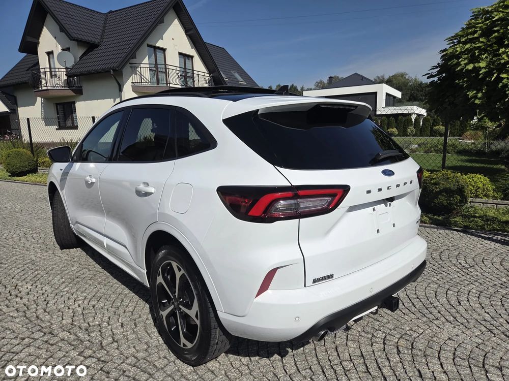 Ford Kuga - 10