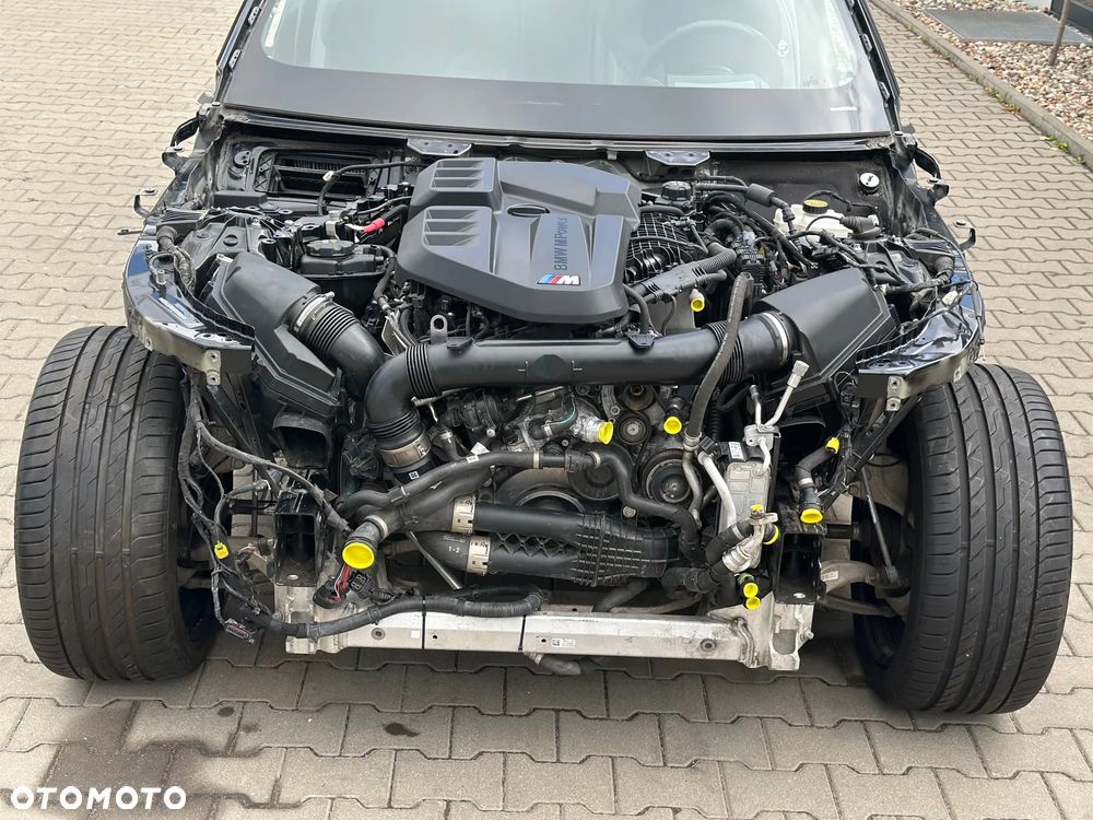 BMW M3 Competition xDrive sport - 4