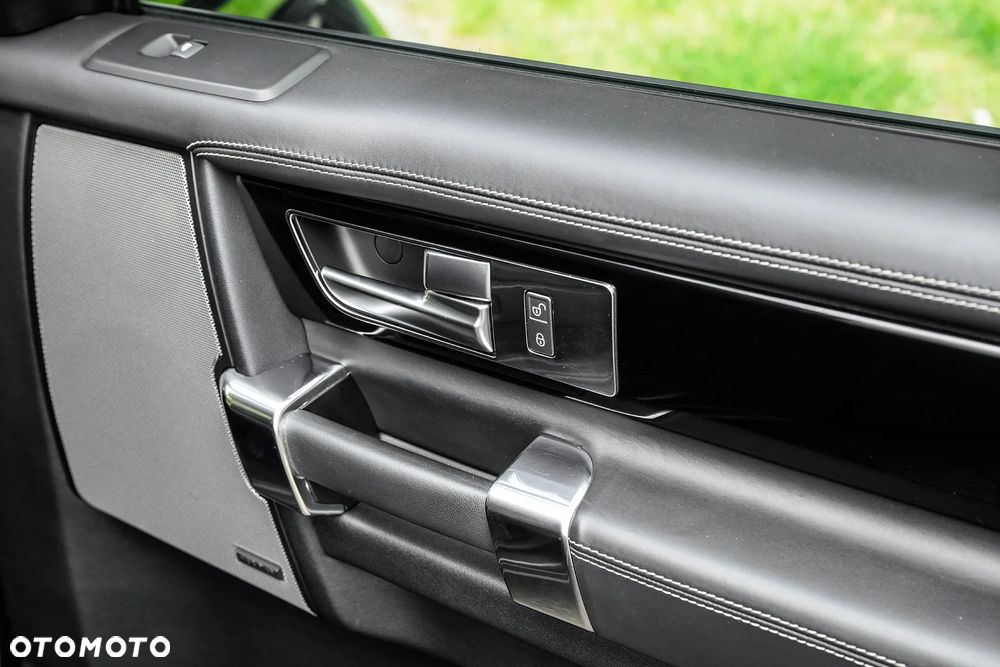 Land Rover Discovery - 33