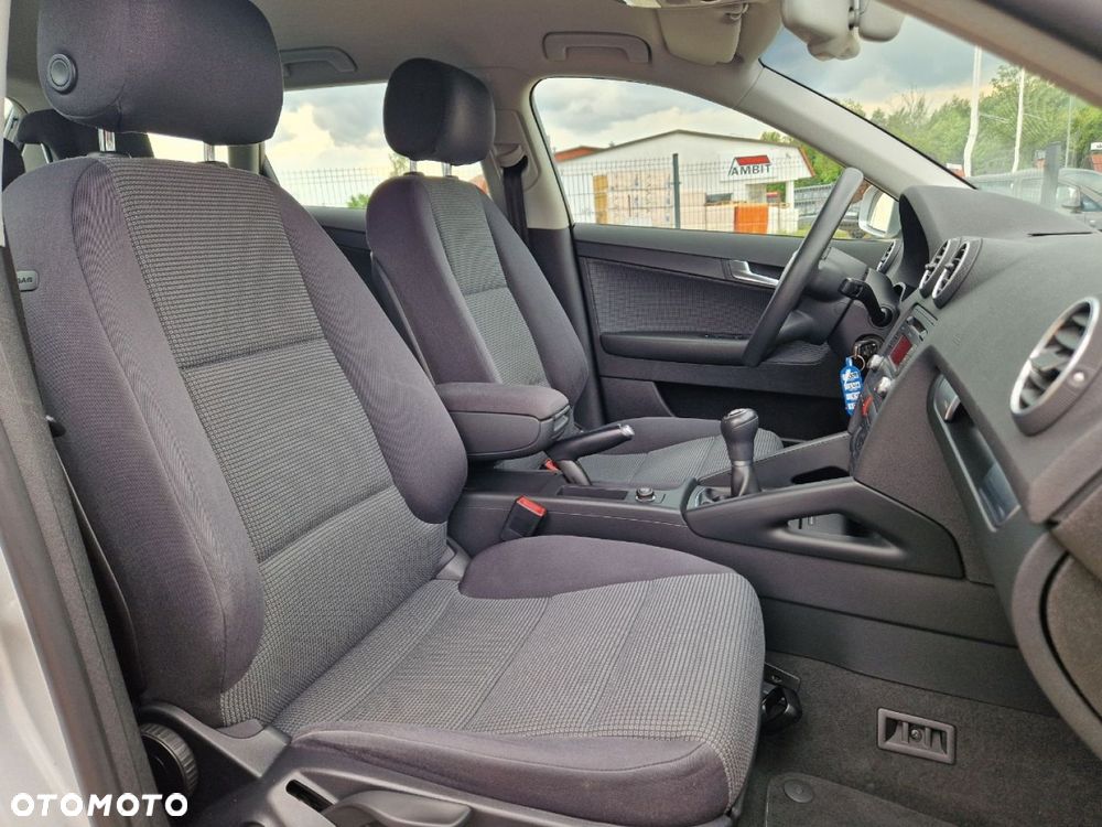 Audi A3 Sportback 1.4T FSI Ambiente - 19
