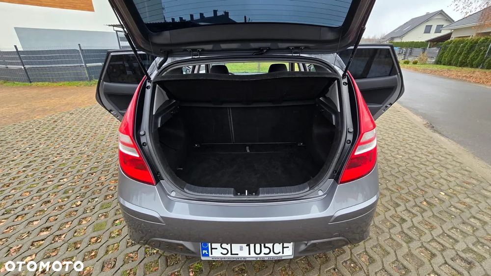 Hyundai i30 1.6 CRDi Blue Classic - 13