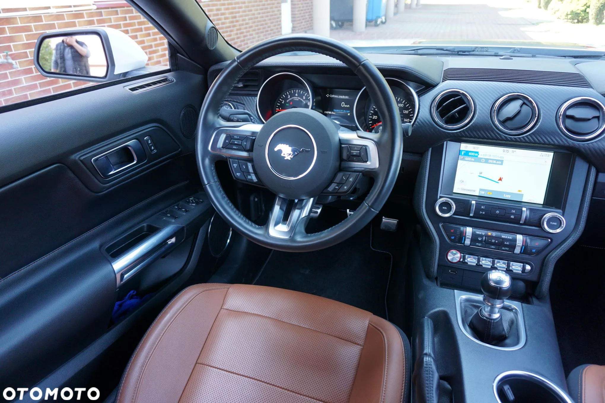 Ford Mustang Cabrio 2.3 Eco Boost - 27