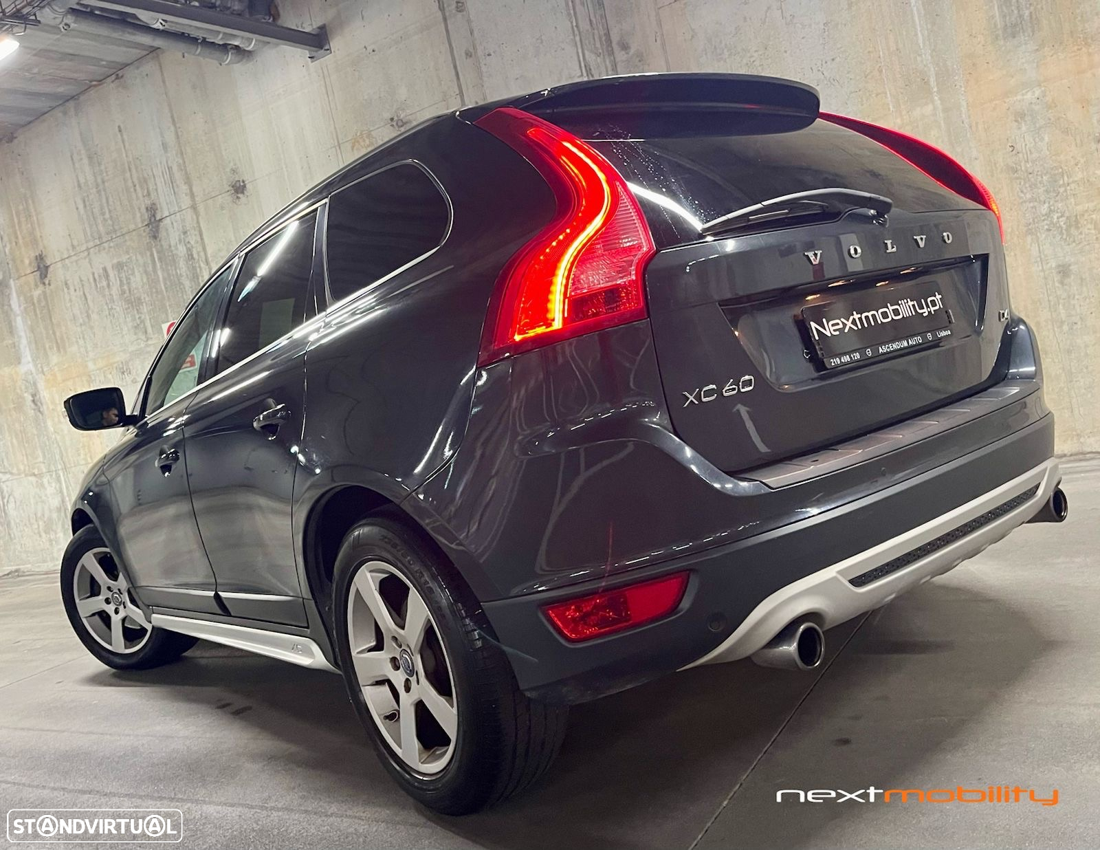 Volvo XC 60 2.0 D4 R-Design Geartronic - 4