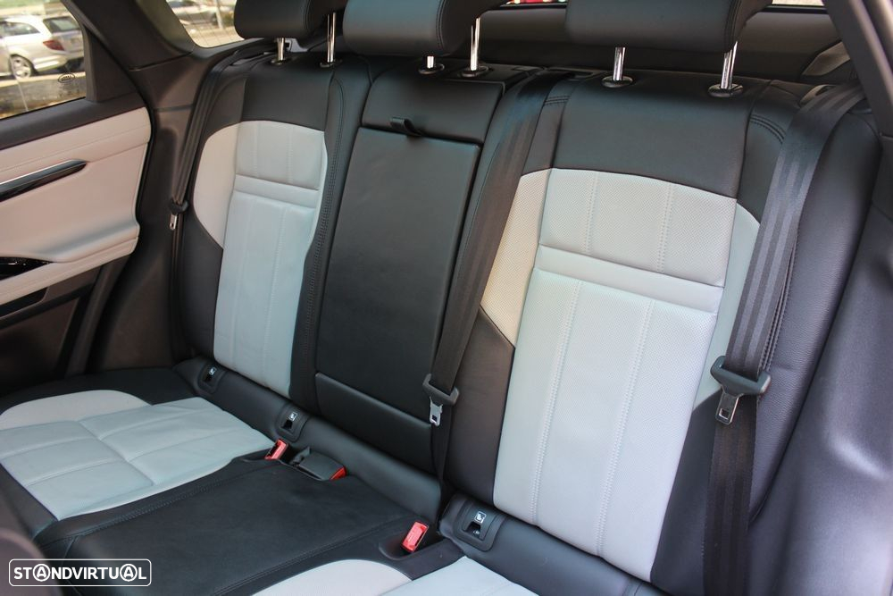 Land Rover Range Rover Evoque 1.5 P300e AWD R-Dynamic Auto - 21
