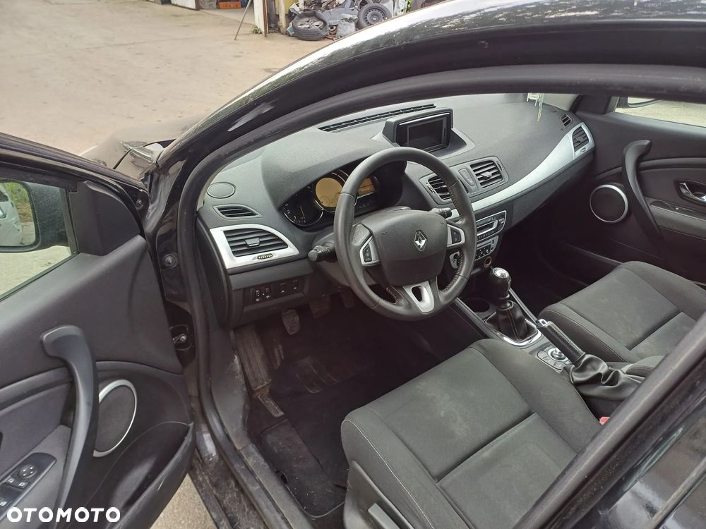 Renault Megane 1.5 dCi Dynamique - 8