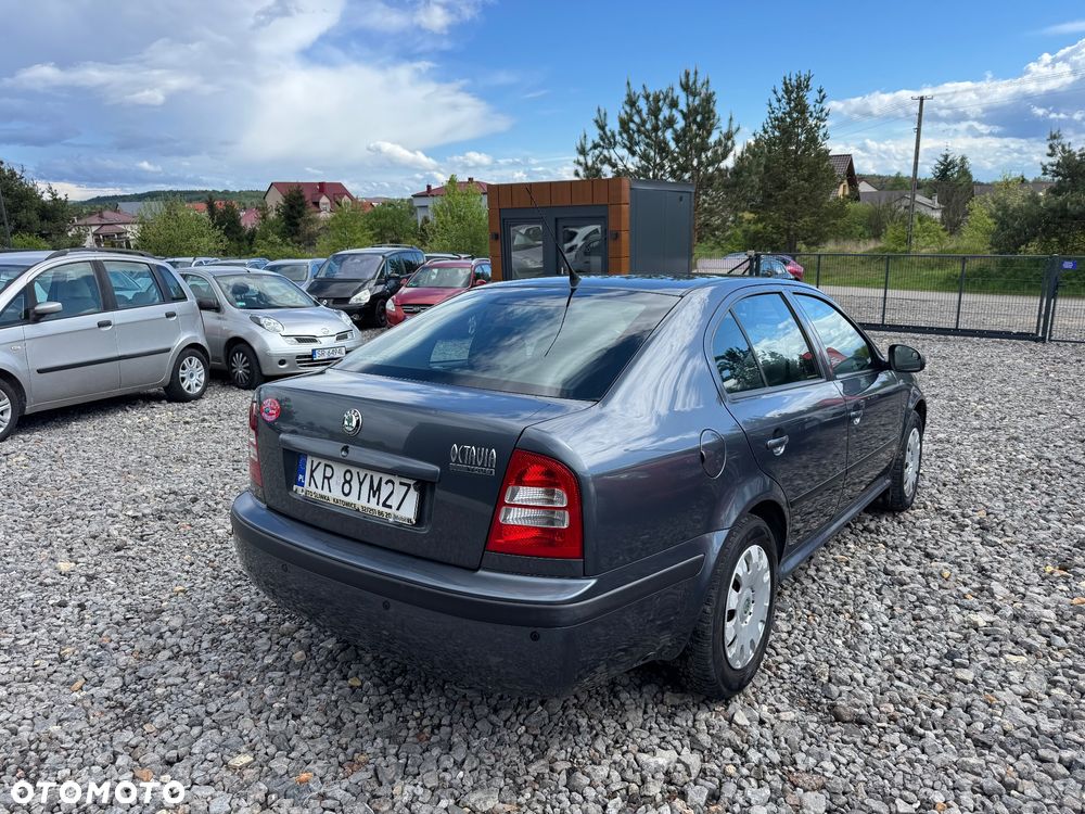 Skoda Octavia 1.6 Tour - 2