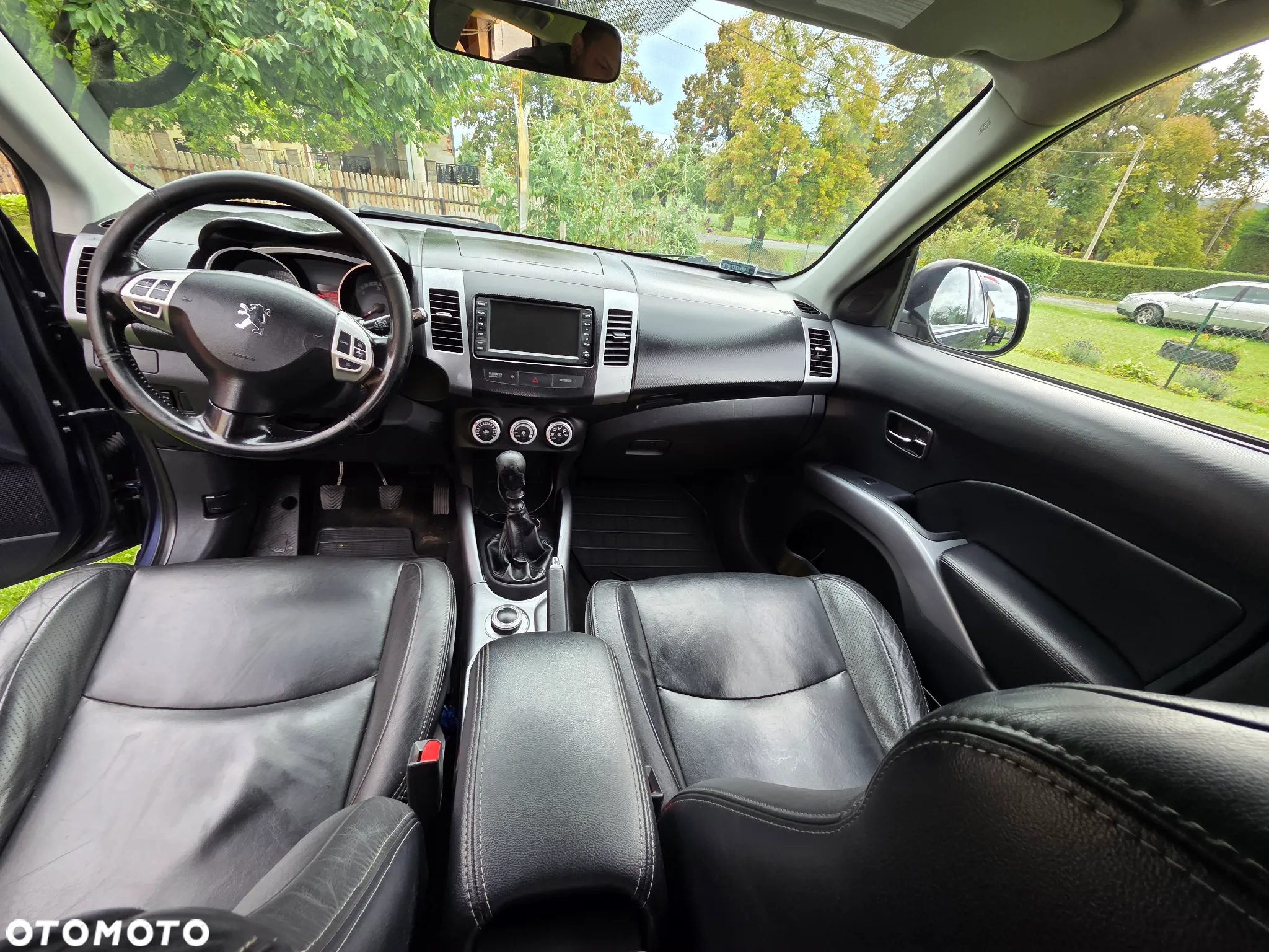 Peugeot 4007 - 13