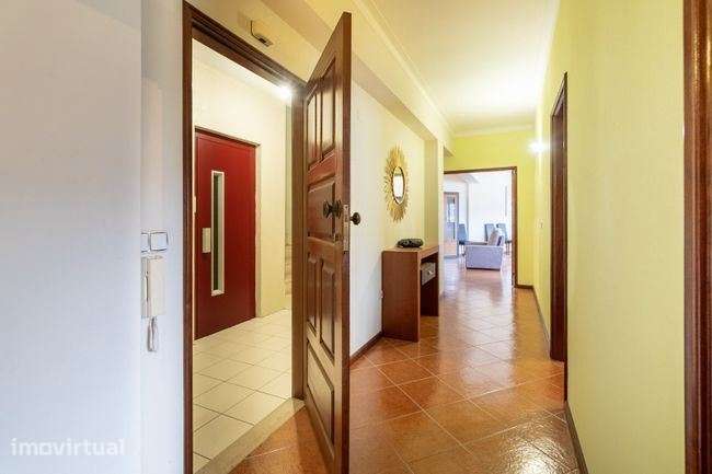 Apartamento T4 à venda em Amares - Grande imagem: 3/29