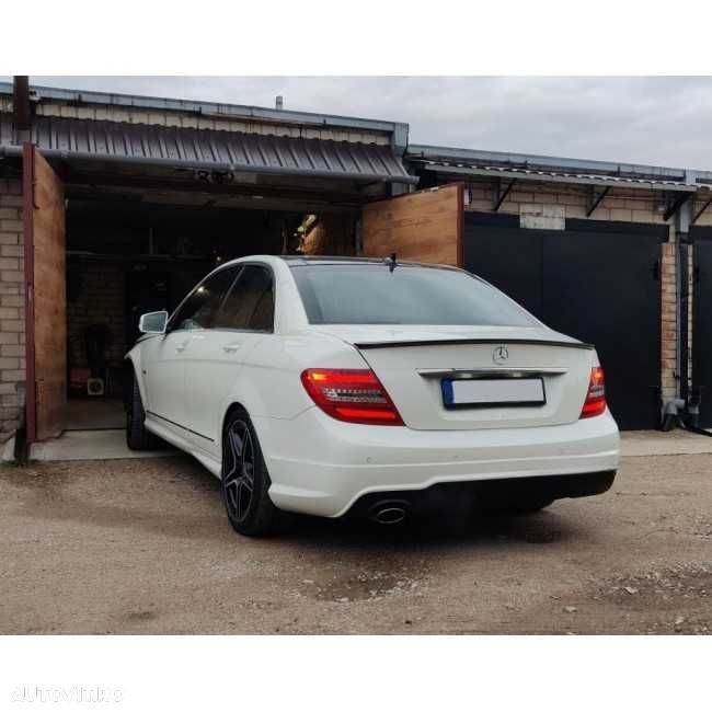 Eleron Lip Codita Portbagaj Mercedes Benz C-Class W204, Negru Lucios - 6