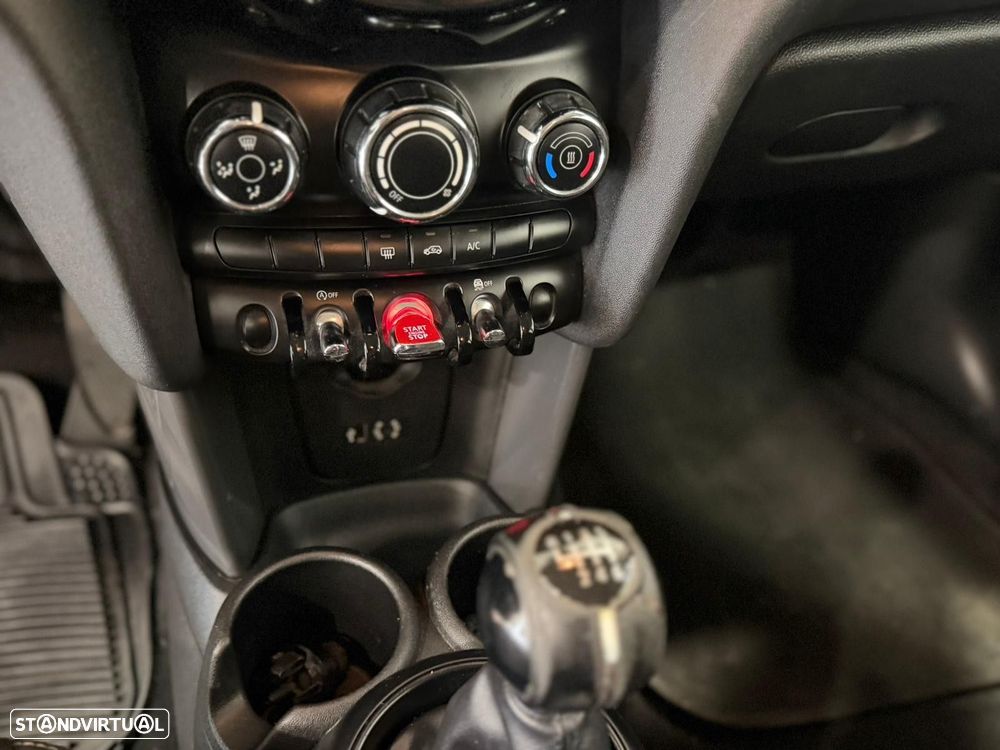 MINI 5 Portas One D - 10