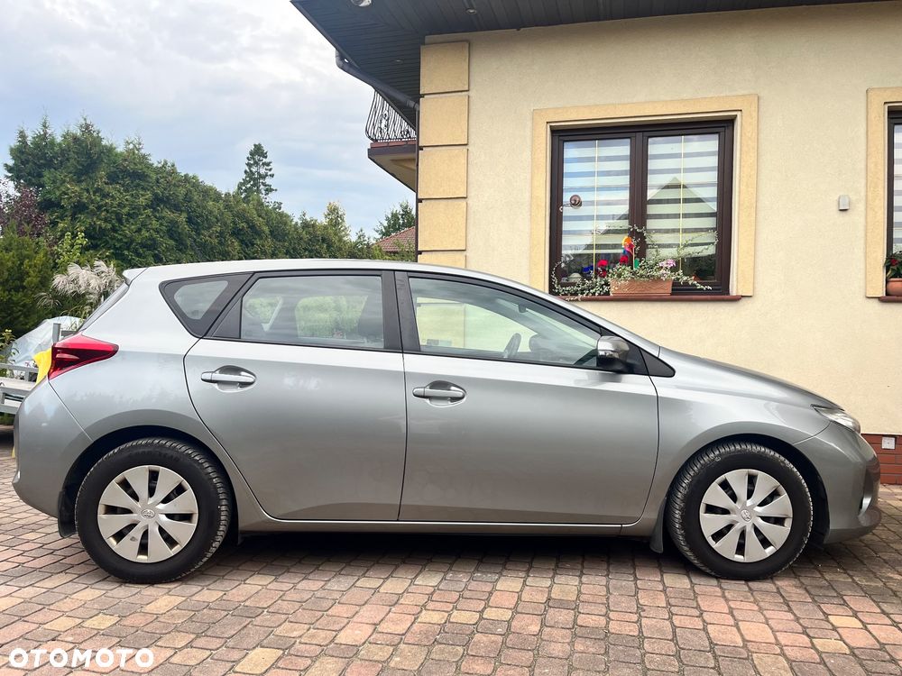 Toyota Auris 1.33 VVT-i Active - 15
