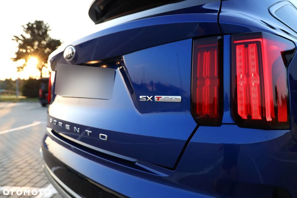 Kia Sorento - 32