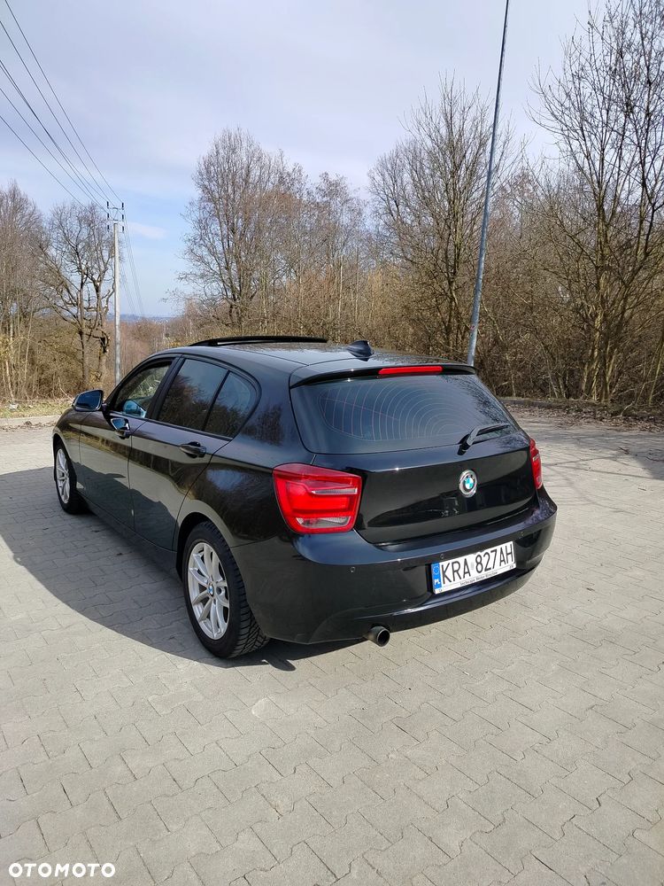 BMW Seria 1 116i - 5