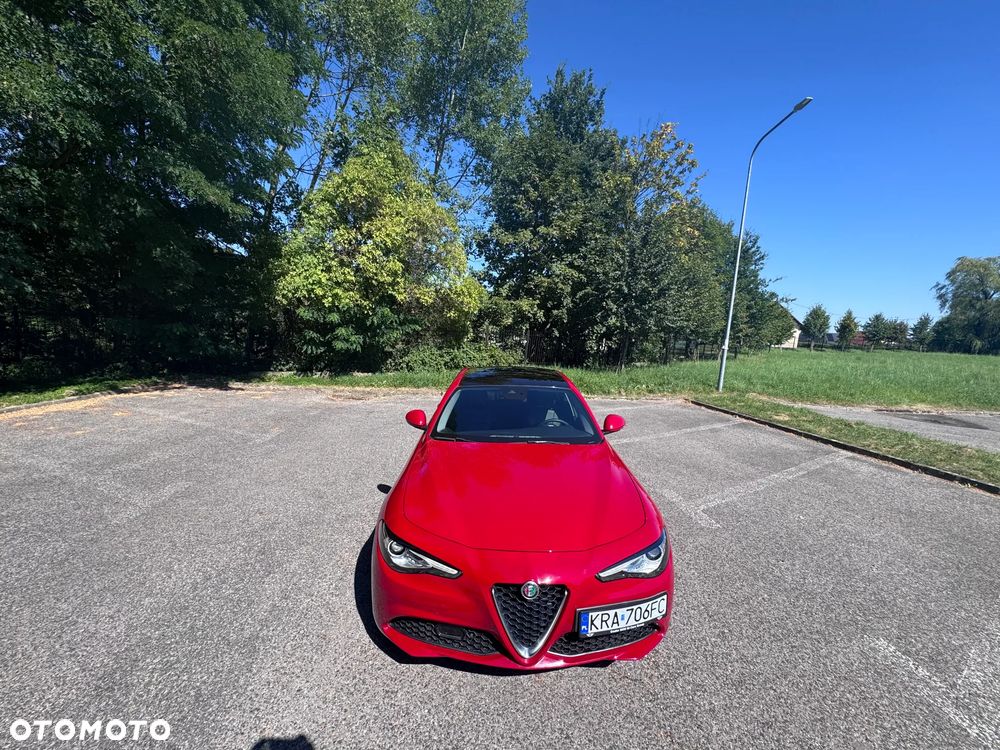Alfa Romeo Giulia - 11