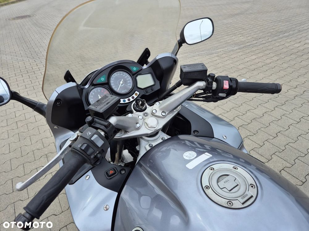 Yamaha FJR - 9