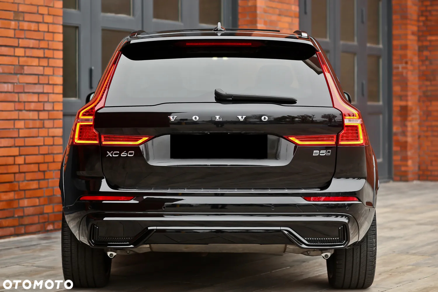 Volvo XC 60 B5 B AWD Geartronic RDesign - 14
