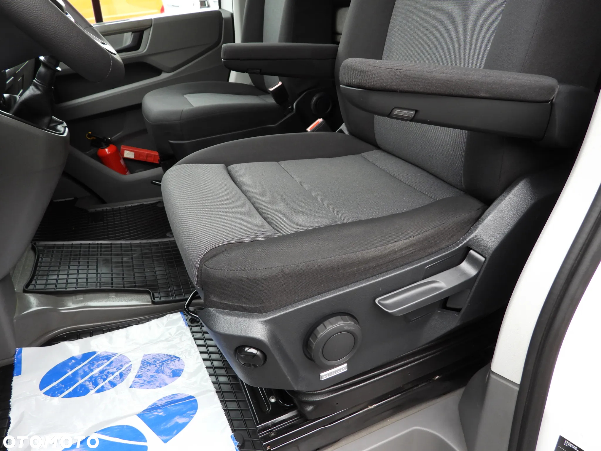 Volkswagen CRAFTER  PLANDEKA 8 PALET WEBASTO TEMPOMAT LEDY KLIMATYZACJA 180KM [ 044025 ] - 26