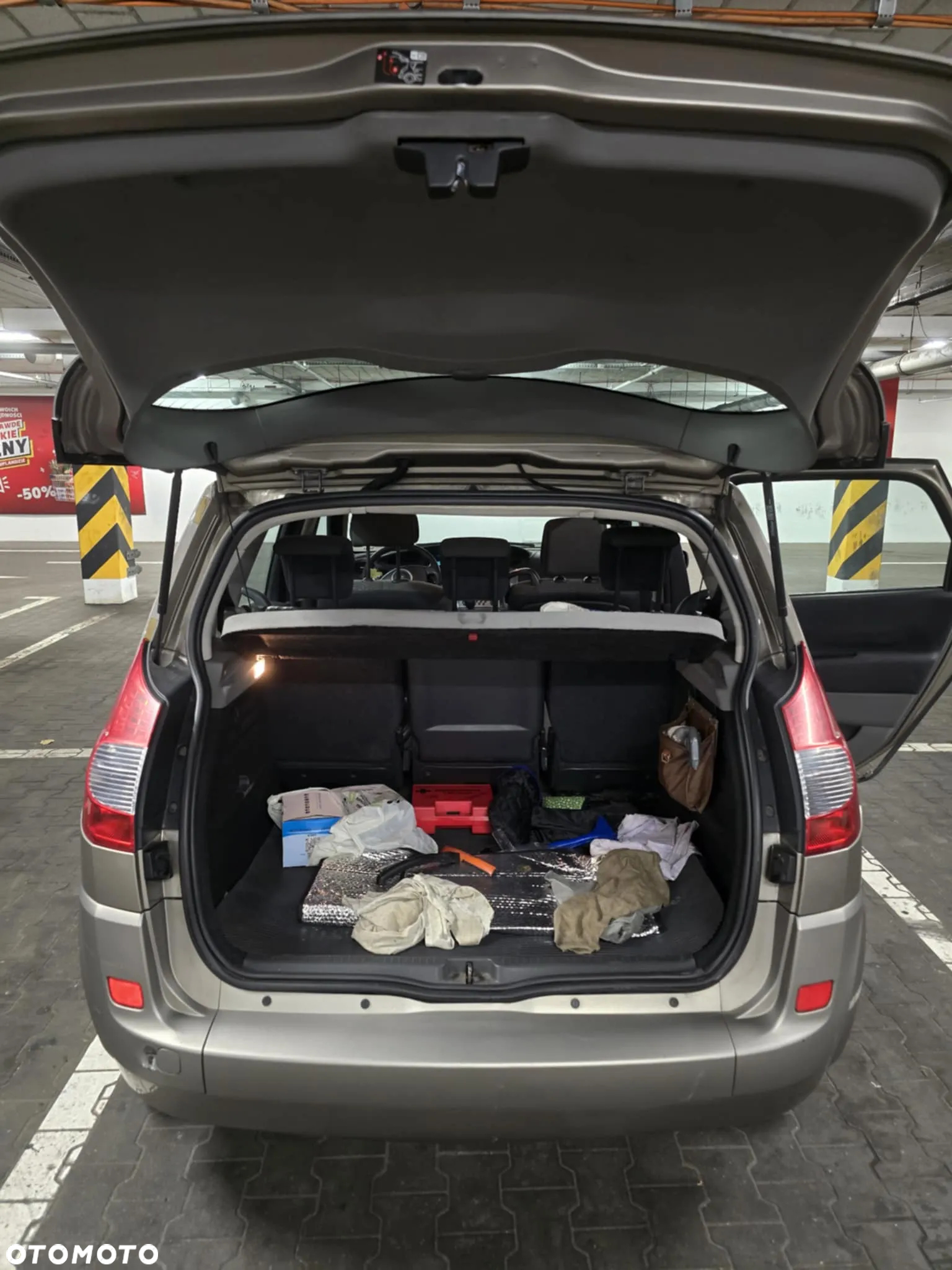Renault Scenic 1.6 16V Authentique - 6